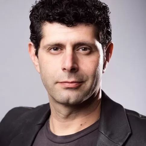 HZ Containers logo - testimonial by Andrei Knight